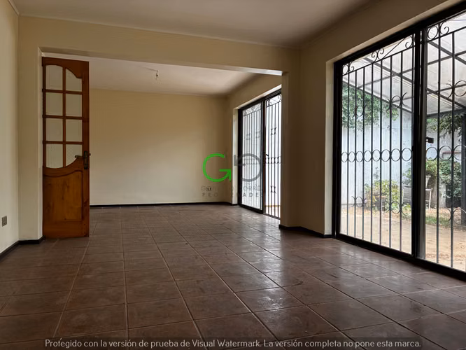 VENTA CASA PIRINEOS II EN AV ESPAÑA DE CURICO