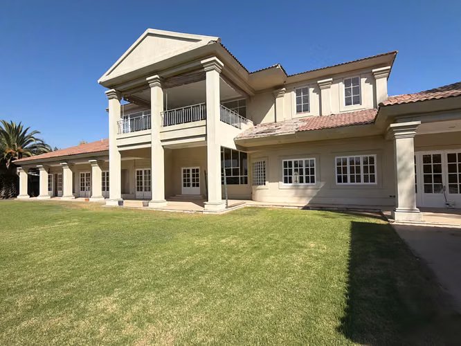 ARRIENDO CHICUREO