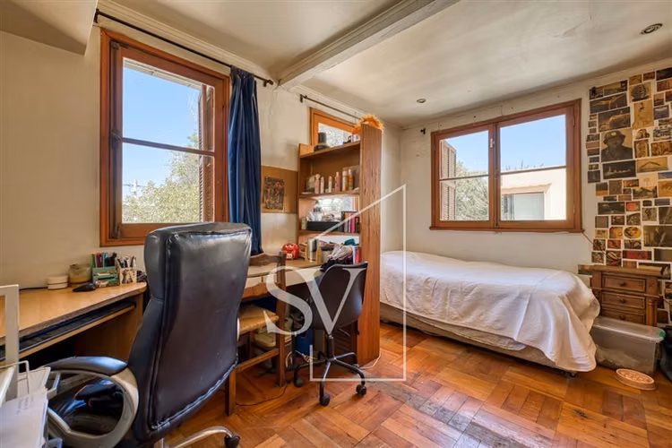 Bajo precio, Ideal remodelar, ubicación, colegios, terreno