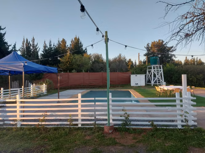 SE VENDE CASA, FLORIDA, AMPLIO TERRENO 10.000m2
