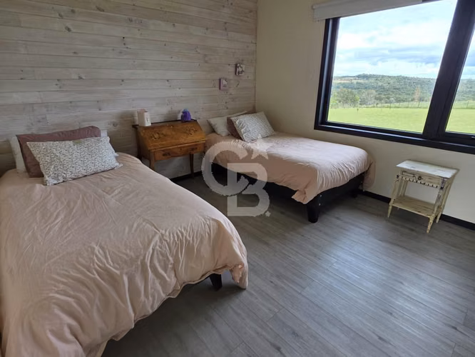 Fina Casa a minutos de Puerto Varas a 10 minutos del centro