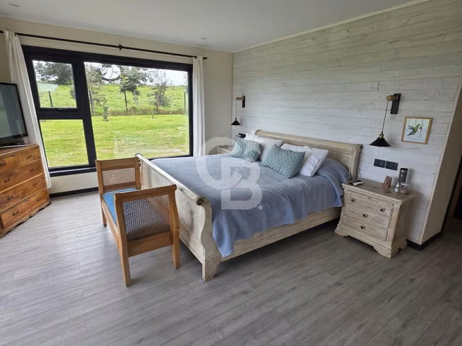 Fina Casa a minutos de Puerto Varas a 10 minutos del centro