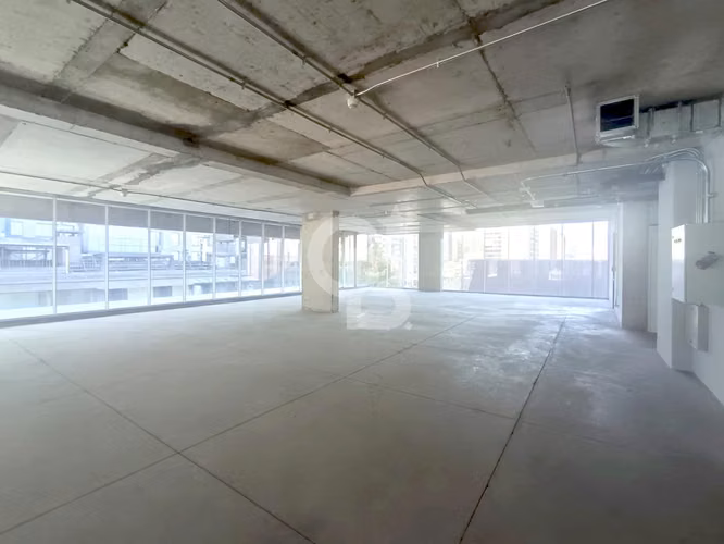 Oficina con Terraza Panorámica en el Centro de Santiago