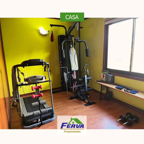 Se vende casa en sector Barrio Comercial Av. O'Higgins, Chiguayante