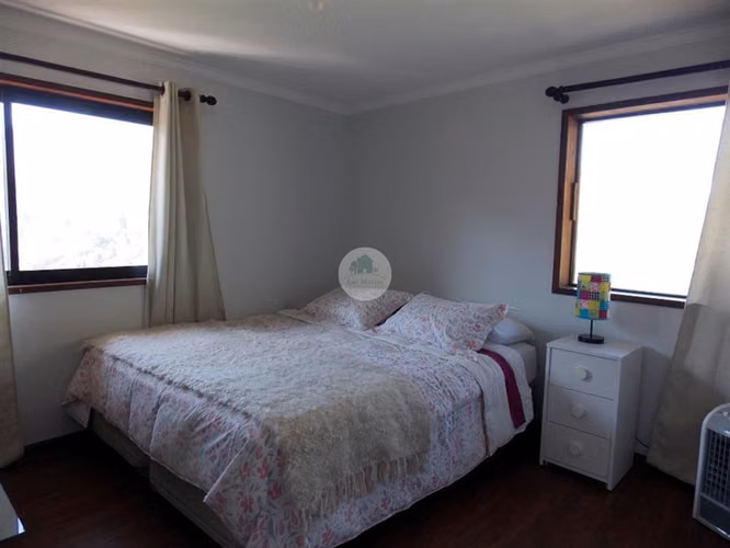 Increibles vistas, Casa en venta de 5 dorm. en Lo Barnechea