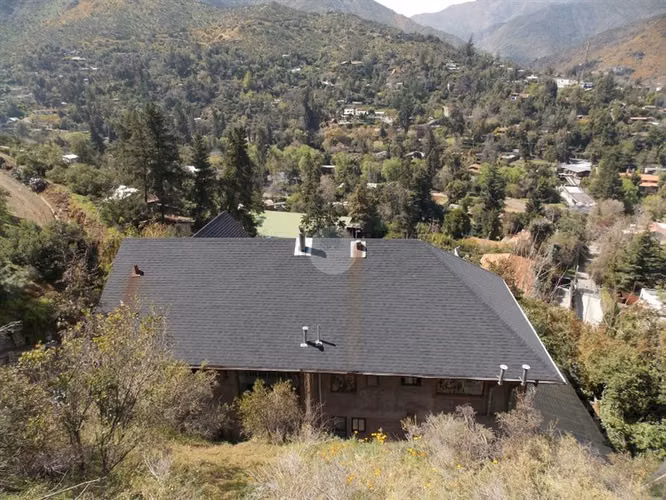Increibles vistas, Casa en venta de 5 dorm. en Lo Barnechea
