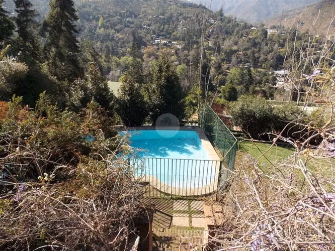 Increibles vistas, Casa en venta de 5 dorm. en Lo Barnechea