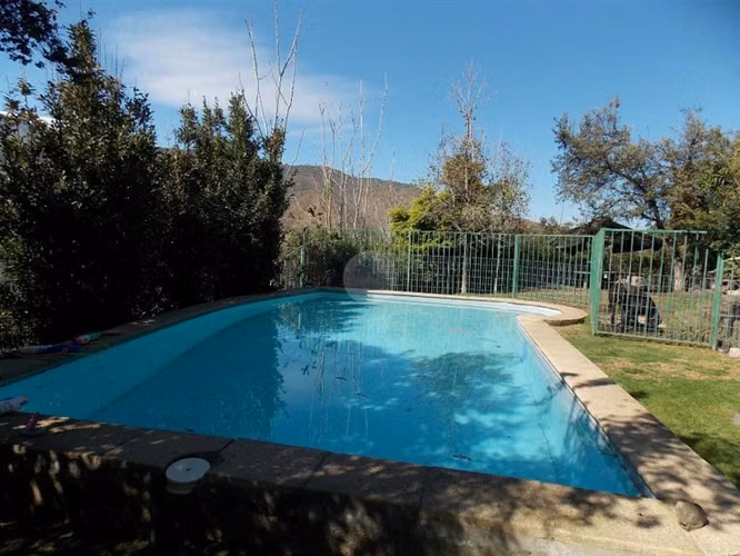 Increibles vistas, Casa en venta de 5 dorm. en Lo Barnechea