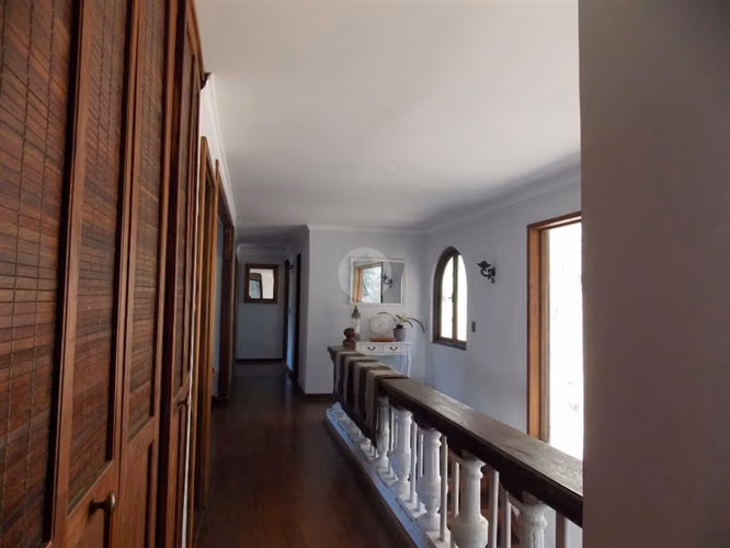 Increibles vistas, Casa en venta de 5 dorm. en Lo Barnechea