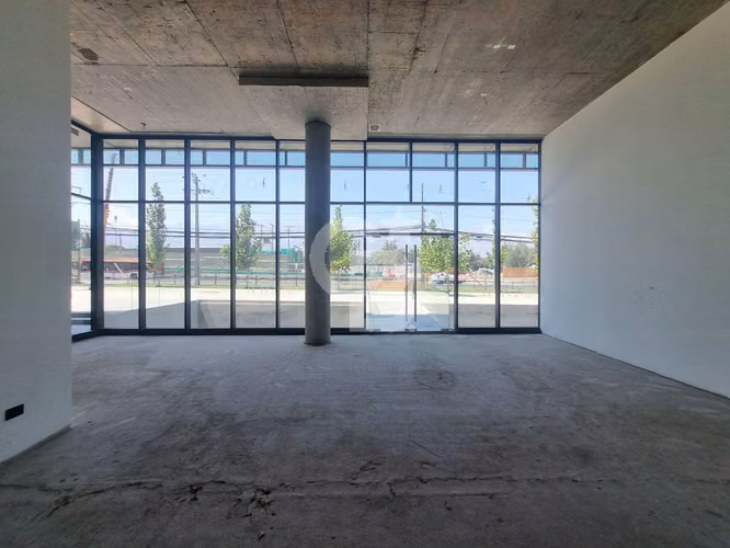 Local Comercial en Vitacura — Estación Estoril
