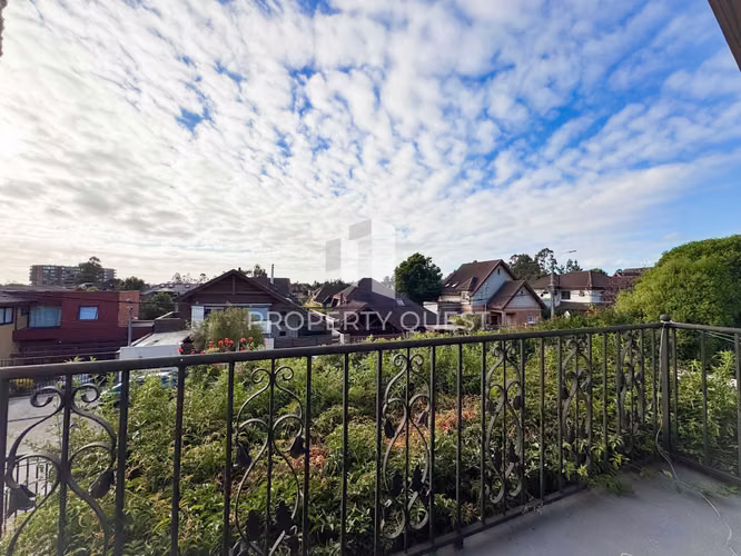 VENTA A HERMOSA CASA 6D+4B ANDALUE (154122)