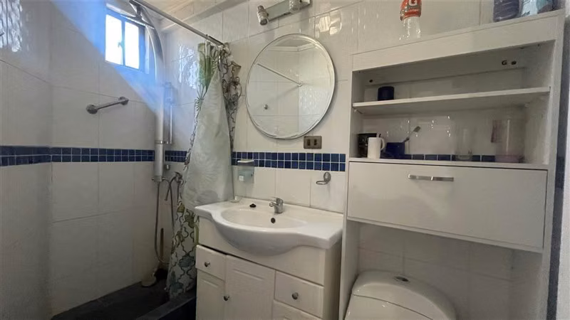 Casa en venta de 5 dorm. en Estación Central