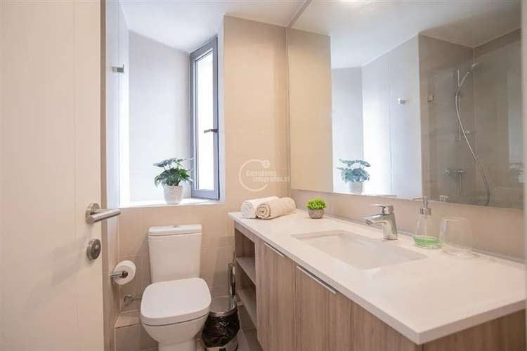 Departamento de 2 dorm. a pasos Parque Arauco, Las Condes - Imagen 14