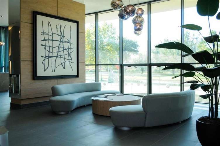Departamento de 2 dorm. a pasos Parque Arauco, Las Condes - Imagen 3