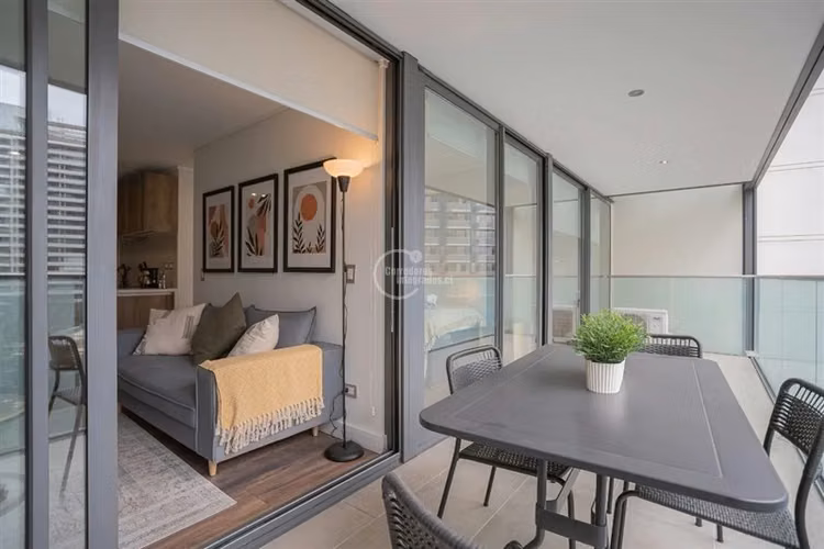 Departamento de 2 dorm. a pasos Parque Arauco, Las Condes