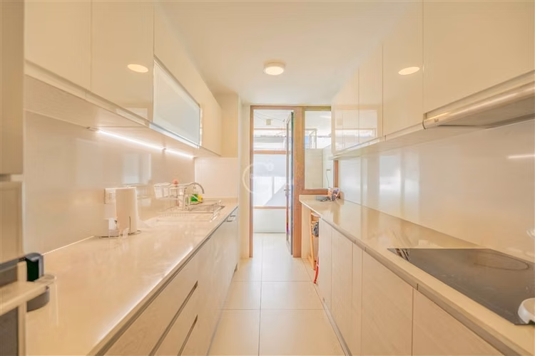 Departamento en venta de 3 dorm. en Vitacura