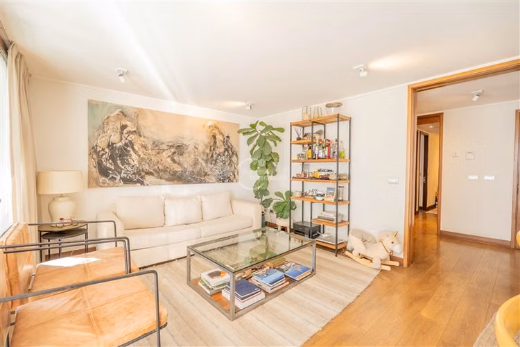 Departamento en venta de 3 dorm. en Vitacura