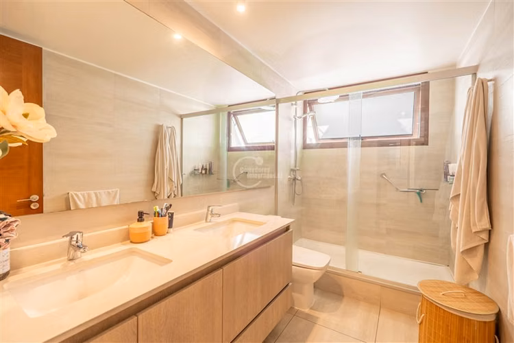 Departamento en venta de 3 dorm. en Vitacura