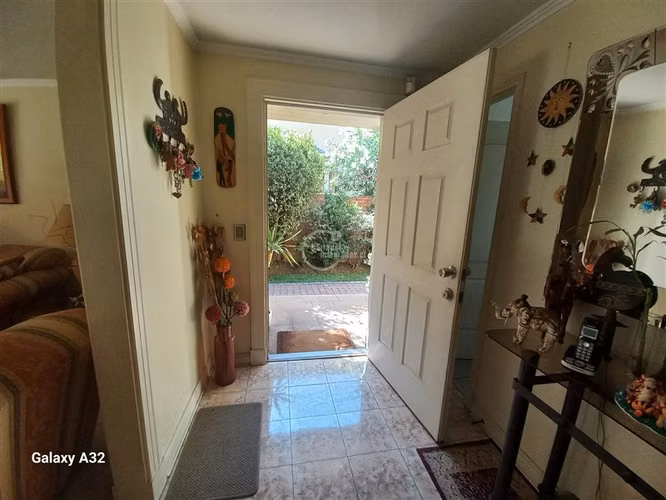 Casa en venta de 5 dorm. en Las Condes - Imagen 3