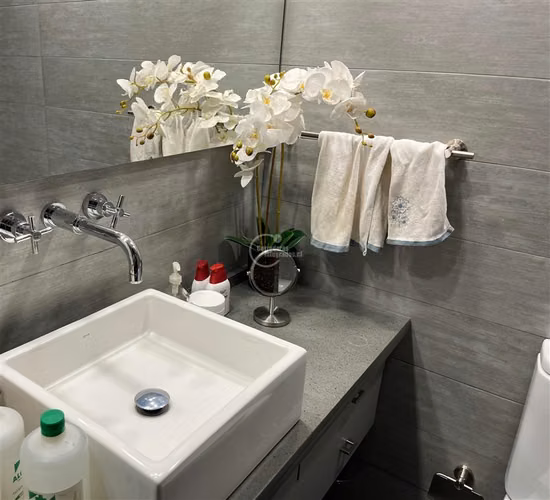 Departamento en venta de 4 dorm. en Vitacura