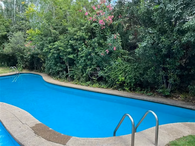 Departamento en venta de 4 dorm. en Vitacura