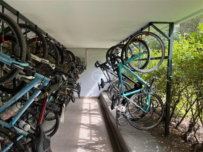 Departamento en venta de 4 dorm. en Vitacura