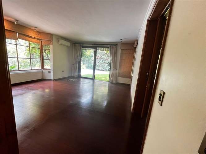 Casa en venta de 5 dorm. en Lo Barnechea