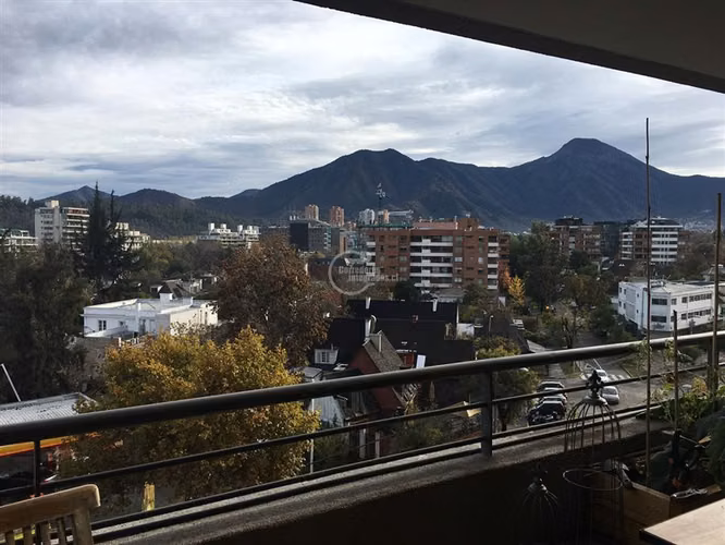 Departamento en venta de 4 dorm. en Vitacura
