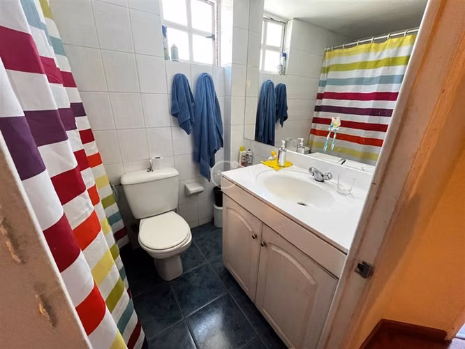 Casa en venta de 5 dorm. en Las Condes