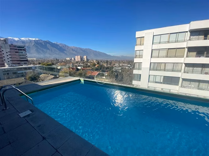 Departamento en venta de 4 dorm. en Las Condes