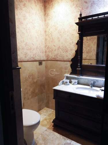 Casa en venta de 8 dorm. en San Fernando
