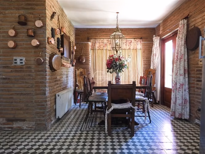 Casa en venta de 8 dorm. en San Fernando
