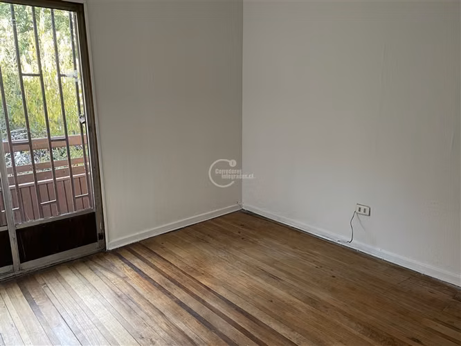 Oportunidad. Casa en venta de 3 dorm. en La Reina