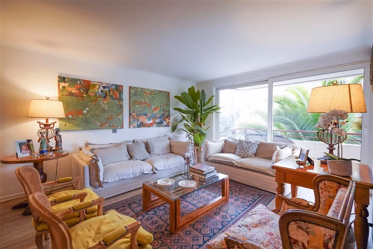 Departamento en venta de 3 dorm. en Las Condes