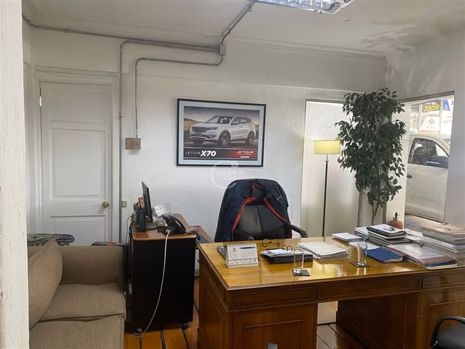Excelente Local Comercial Venta / Arriendo en Providencia