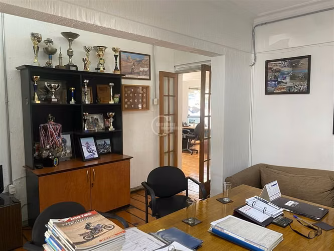 Excelente Local Comercial Venta / Arriendo en Providencia
