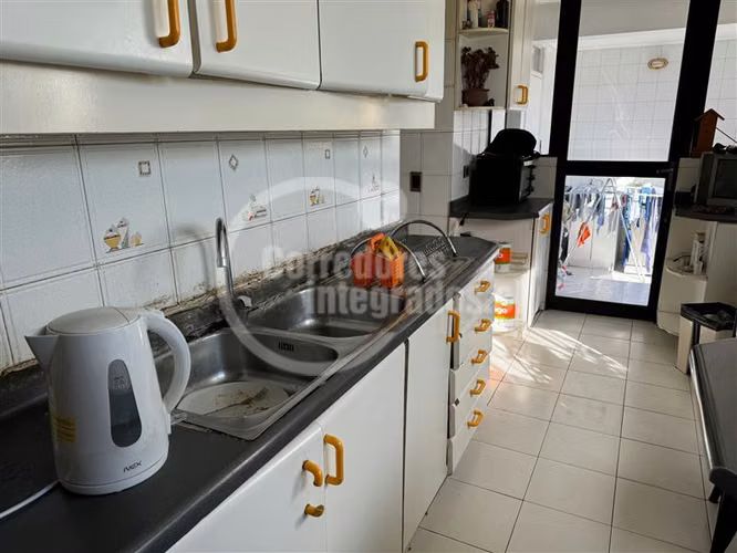 Casa en venta de 5 dorm. en Las Condes