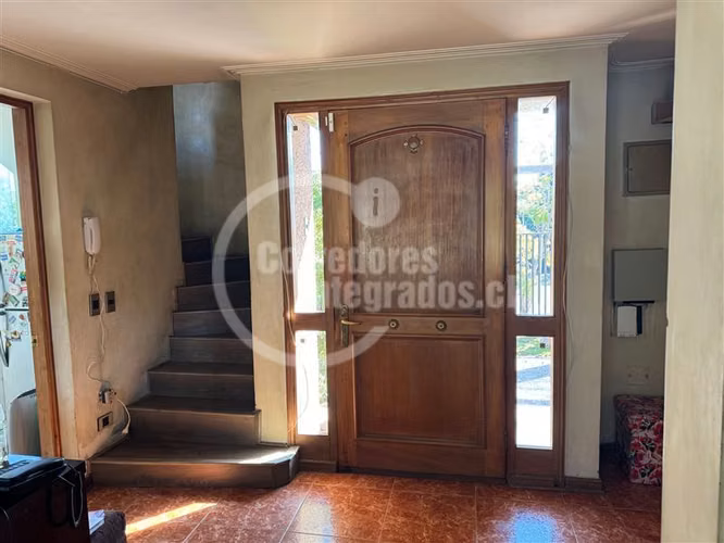 Casa en venta de 5 dorm. en Las Condes