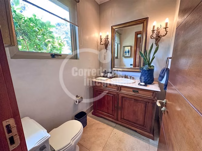 Casa en venta de 6 dorm. en Vitacura - Imagen 13