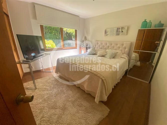 Casa en venta de 5 dorm. en Las Condes