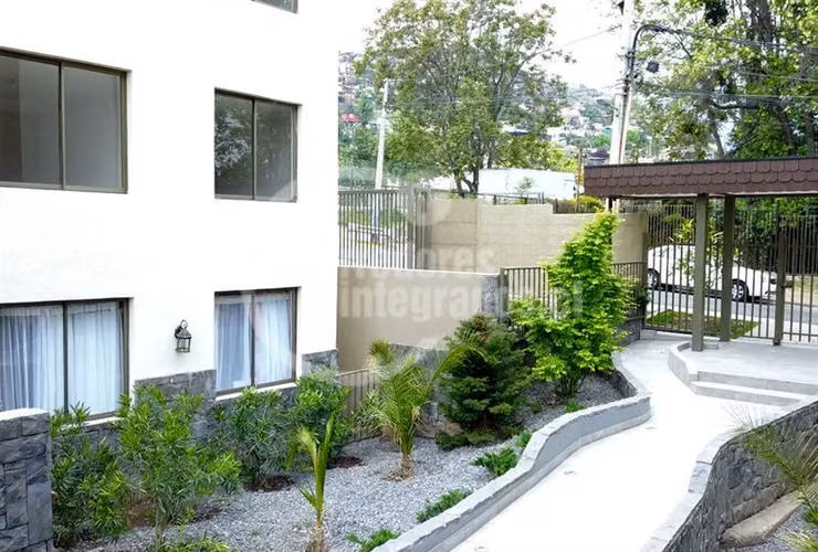 Departamento en venta de 3 dorm. en Lo Barnechea