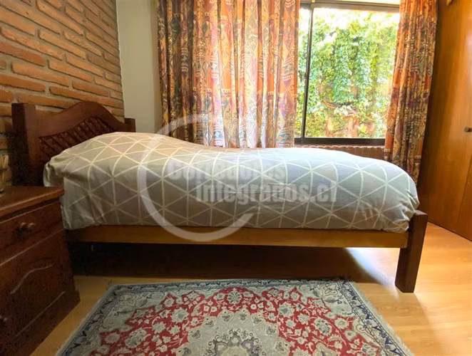 Casa en venta de 5 dorm. en Lo Barnechea