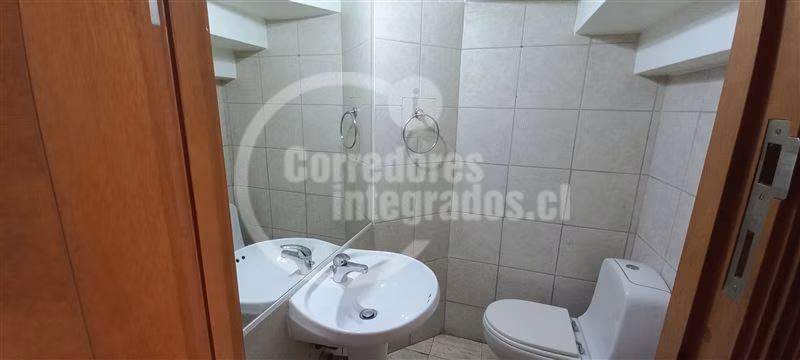 Casa en venta de 4 dorm. en Las Condes
