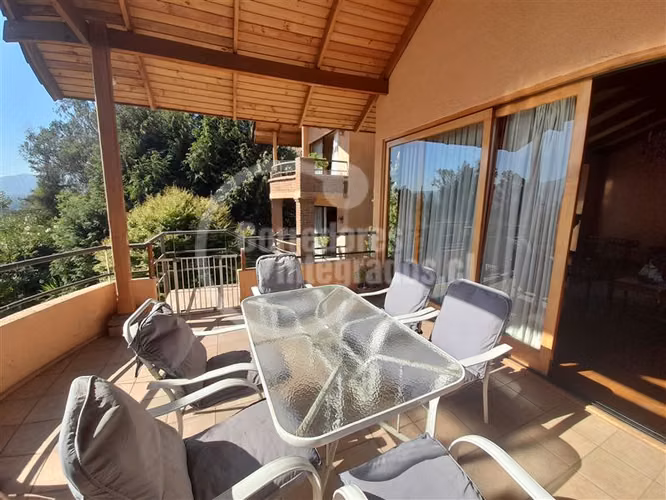 Casa en venta de 4 dorm. en Las Condes