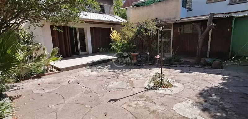 Casa en venta de 1 dorm. en Ñuñoa