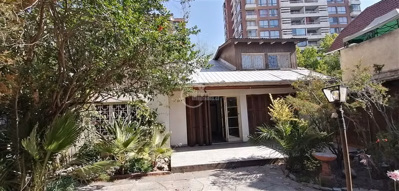 Casa en venta de 1 dorm. en Ñuñoa