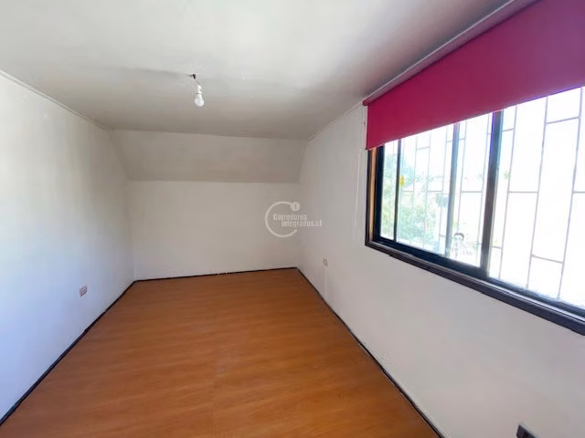 Casa en venta de 4 dorm. en Las Condes