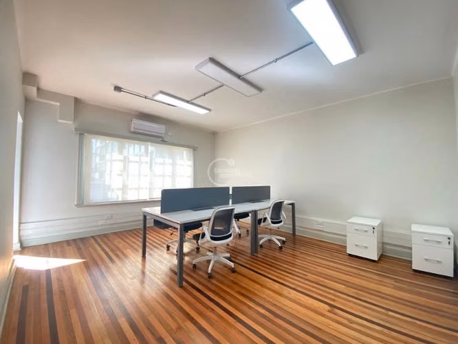 Casa en arriendo de 8 dorm. en Providencia