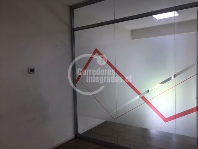Oficina en arriendo en Providencia - Imagen 3