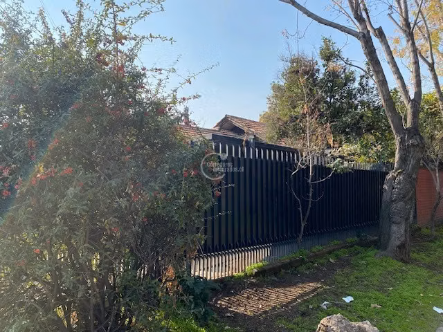 Casa en venta de 3 dorm. en Las Condes - Imagen 2